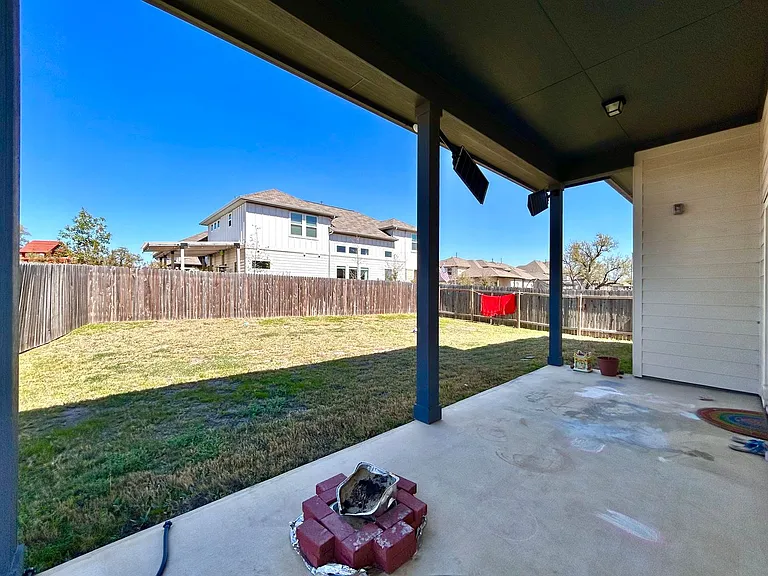 445 Arrowhead Vine St — Photo 9