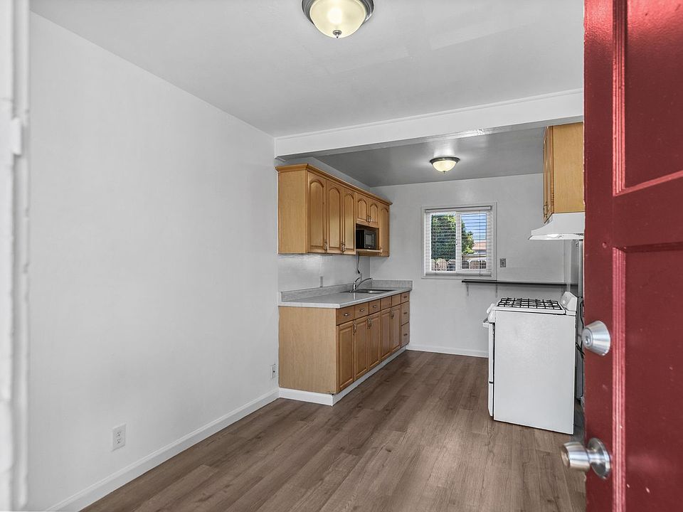 1st image of 357 Willow St #35708