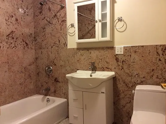 Rented by Urban Realty NYC | media 19