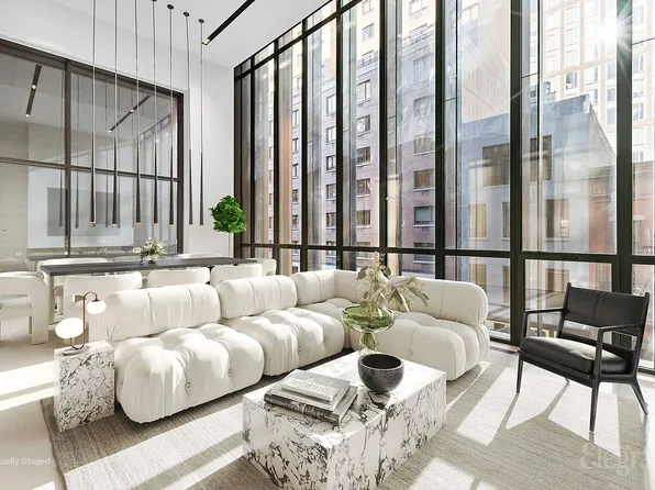522 W 29th St #3A, New York, NY 10001