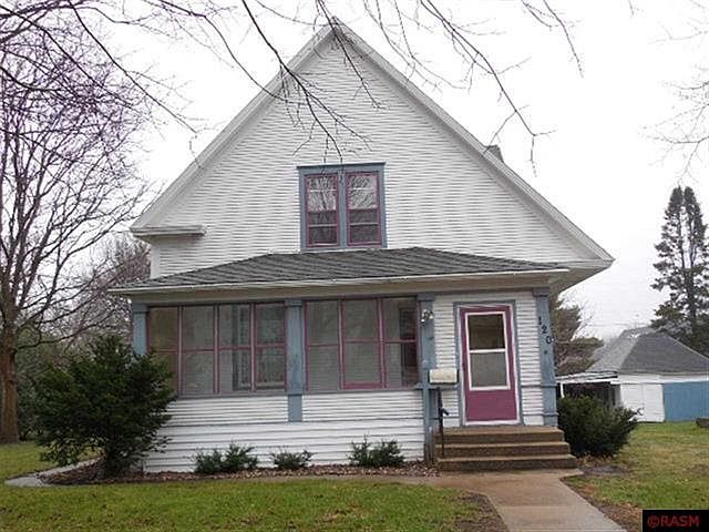 1st image of 120 2nd St SE
