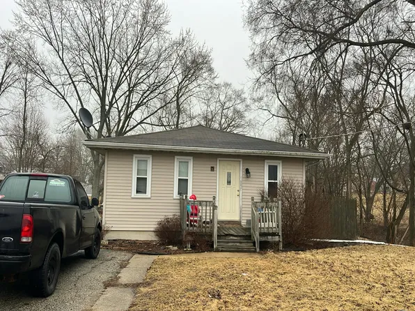 180 N Main St, Seneca, IL 61360