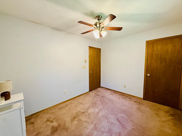 4204 Hickory Rd — Photo 33