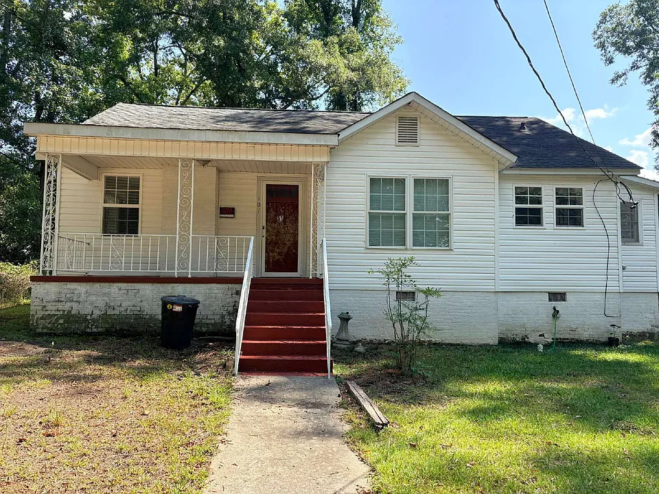 107 Holloway Blvd