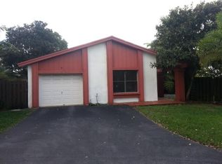 10841 SW 132nd Circle Ct, Miami, FL 33186