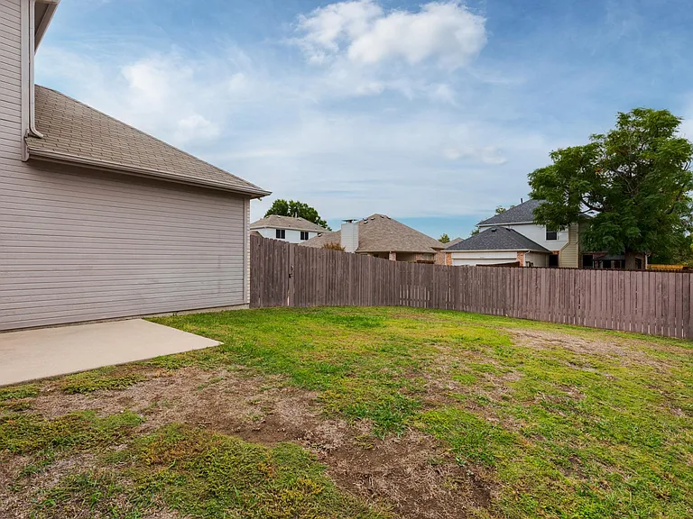 3928 Windford Dr — Photo 28