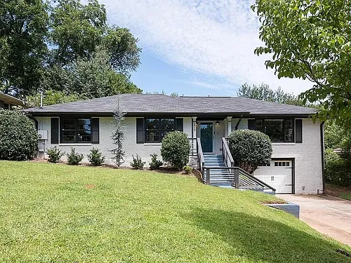1518 Cecilia Dr Photo 1