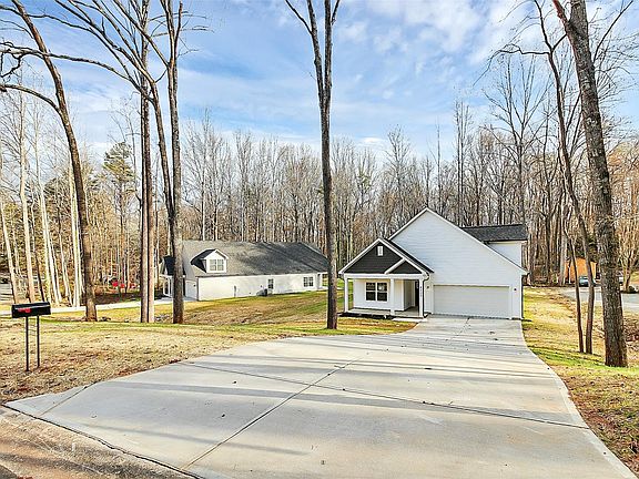 3rd image of 8100 Winterwood Pl