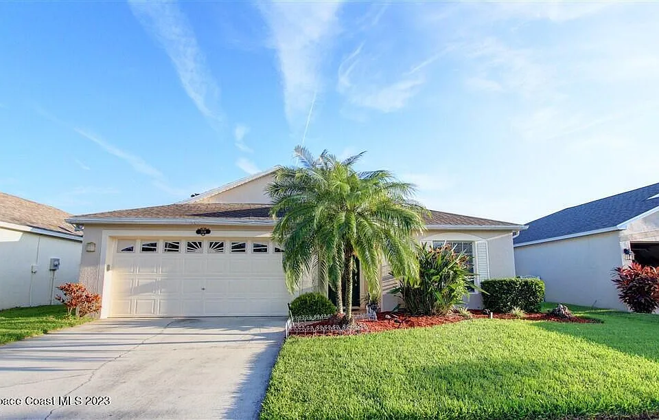 2138 Caledonia Pl