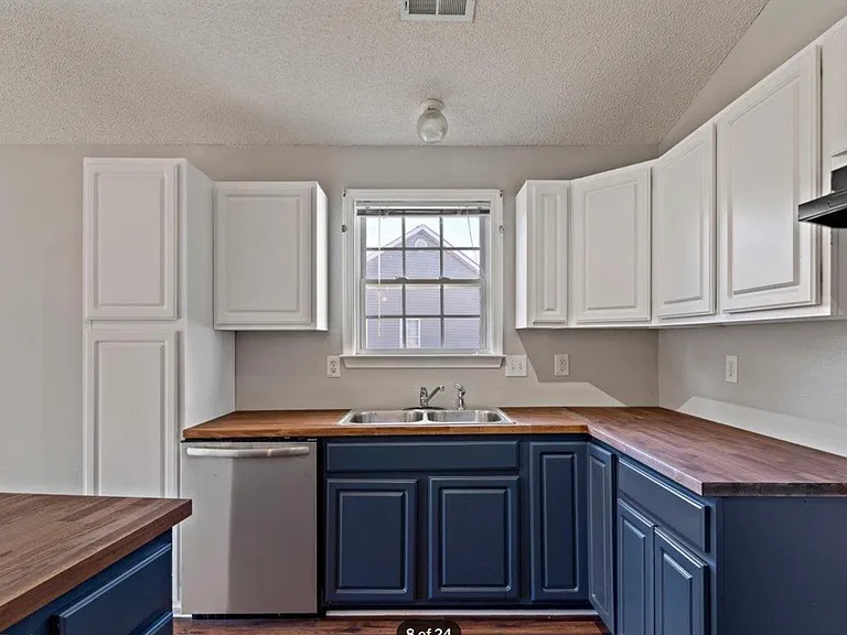 8 Sweetland Ct — Photo 8
