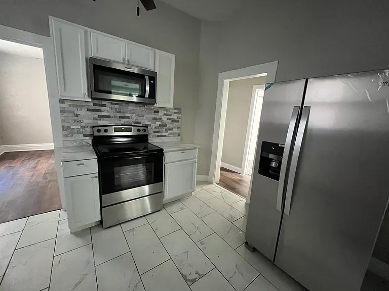 216 S Prospect Ave — Photo 9