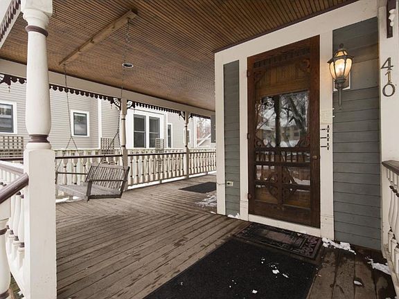 3rd image of 410 Laurel Ave