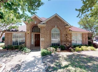 9121 Roundbluff Rd, Plano, TX 75025