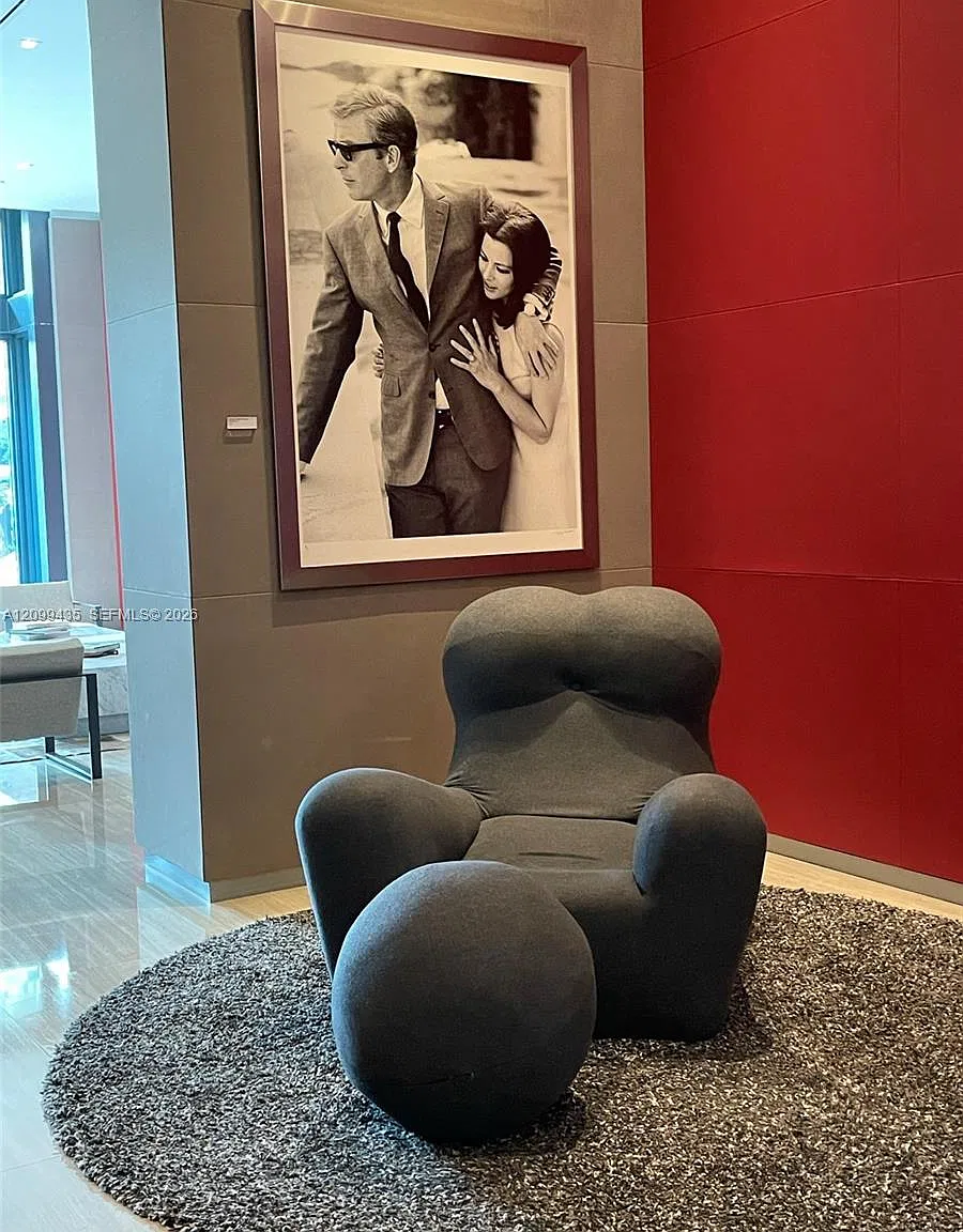 The Bondo (1080 Brickell) — Photo 4