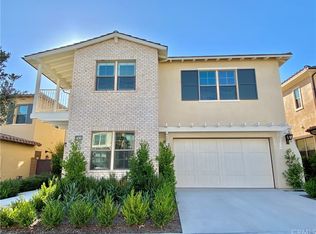211 Parkwood, Irvine, CA 92620