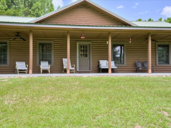 607 Blun Rd, Swainsboro, GA 30401