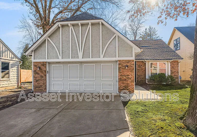 11109 Delmar Ct — Photo 1