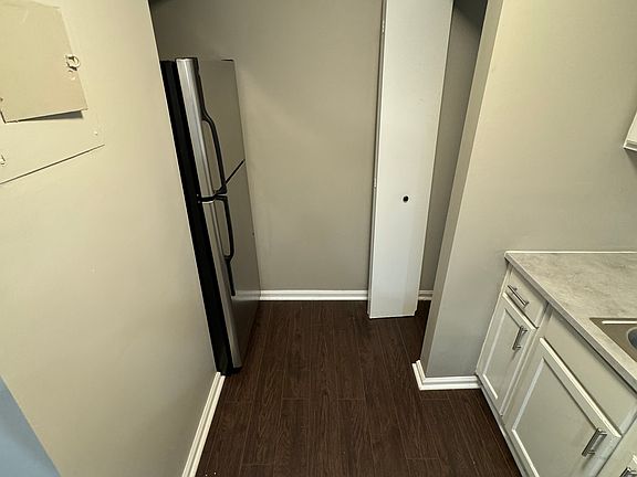 4th image of 111 Winding Way Unit L