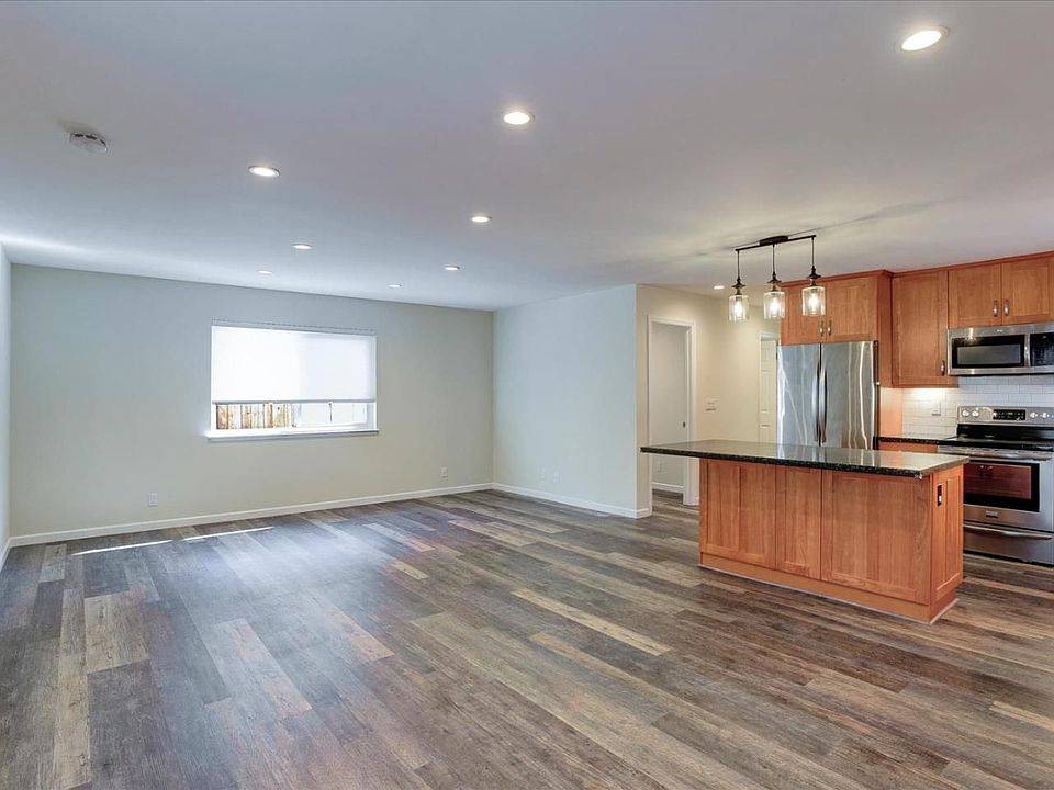 1st image of 34 N Fremont St #34