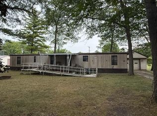 4850 Lori Lu Dr, Caseville, MI 48725