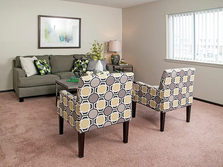 Hamline Pointe Apartments — Photo 30