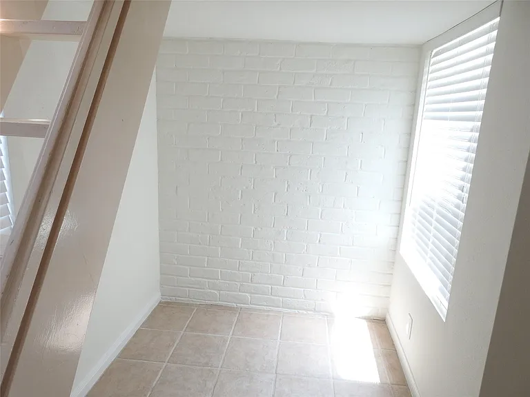 218 Stratford St #3 — Photo 27