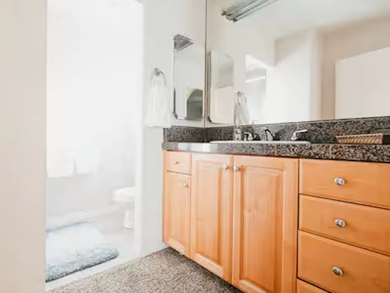 4810 Refugio Ave — Photo 12