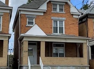 1028 Chartiers Ave, Mc Kees Rocks, PA 15136