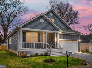 709 Garfield Ave, Colonial Beach, VA 22443