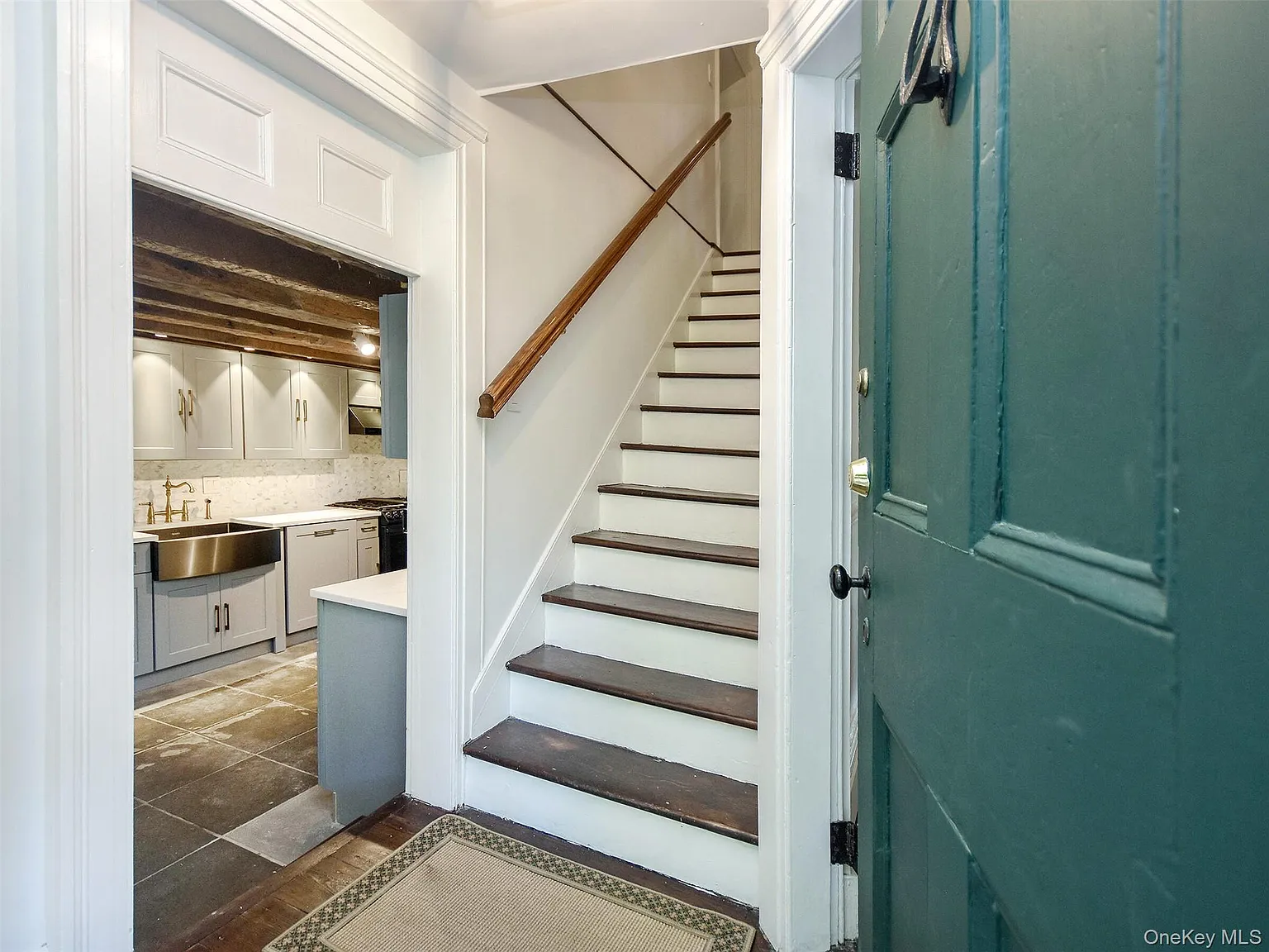 3 bed, 3.0 bath, 1792 sqft, $7,000 — Photo 3