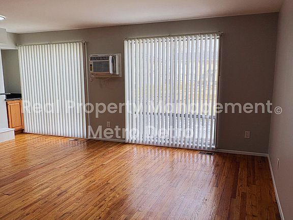 5th image of 22108 Dante St #115