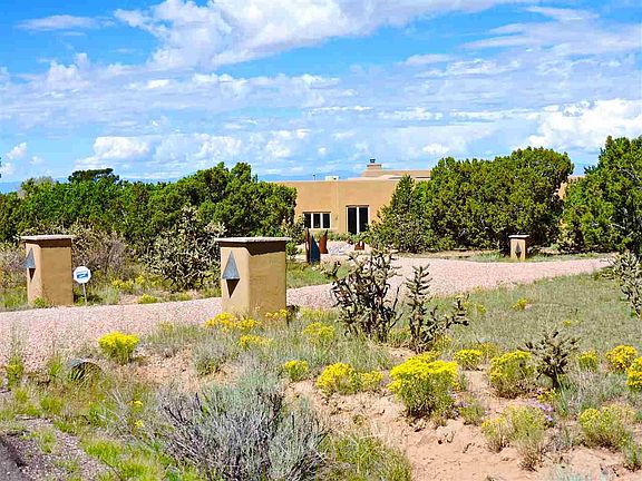 3rd image of 123 Camino Cabo