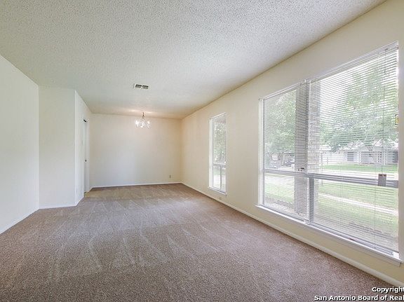 4th image of 6826 Twin Lake Dr