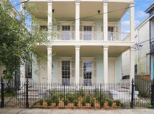 1408 Magazine St #2A, New Orleans, LA 70130