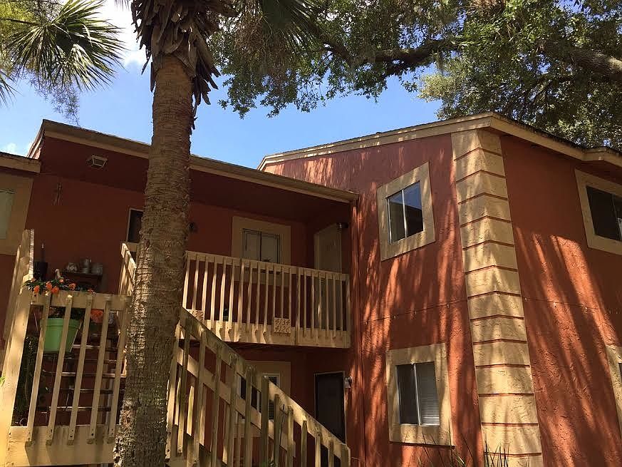 1st image of 4134 Plantation Cove Dr