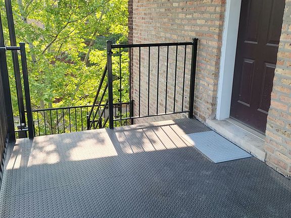 2nd image of 3100 W Diversey Ave APT 3N