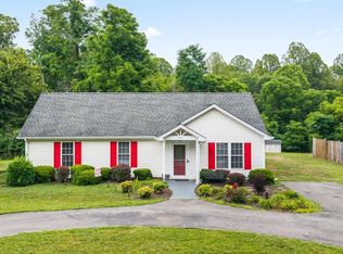 301 Lakeview Dr, Madison Heights, VA 24572