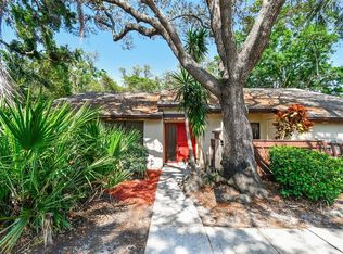 2953 Yucca Ct, Palm Harbor, FL 34684
