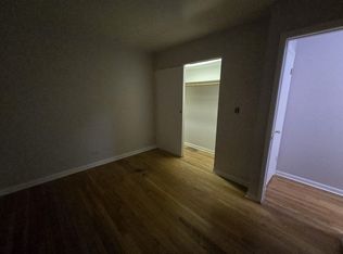 420 W Division St APT 4, Villa Park, IL 60181