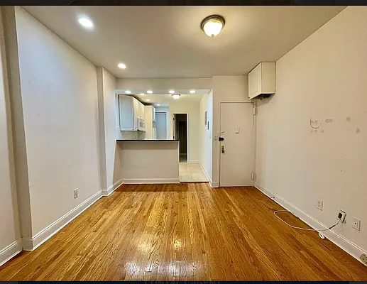 Rented by CitySites Real Estate Group | media 10