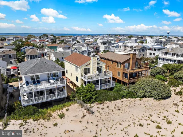 214 E 29th St, Long Beach Township, NJ 08008