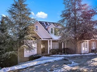 123 Ridgetop Dr, Johnson City, TN 37615
