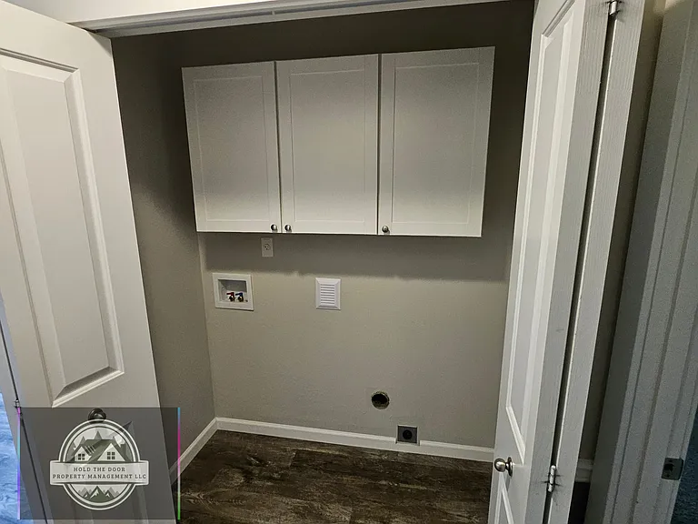 First Month's Rent paid by Owner upon Application Approval !!