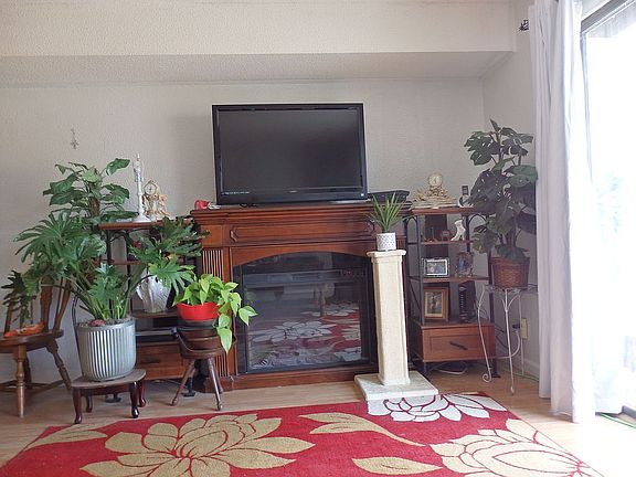3rd image of 113 Wilshire Heights Dr