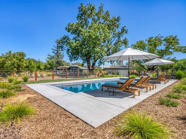 19366 Arnold Dr, Sonoma, CA 95476