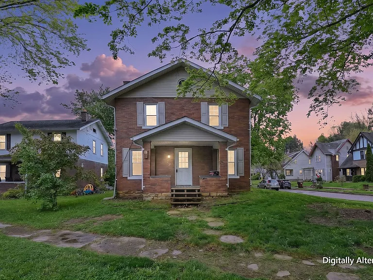 39 Charles St — Photo 1