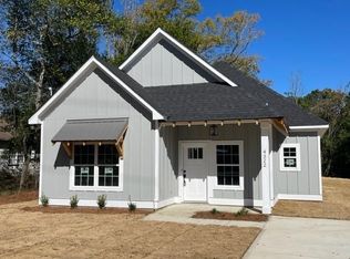 4322 Auburn Rd, Phenix City, AL 36867