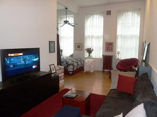 Rented by Citi Habitats | media 13