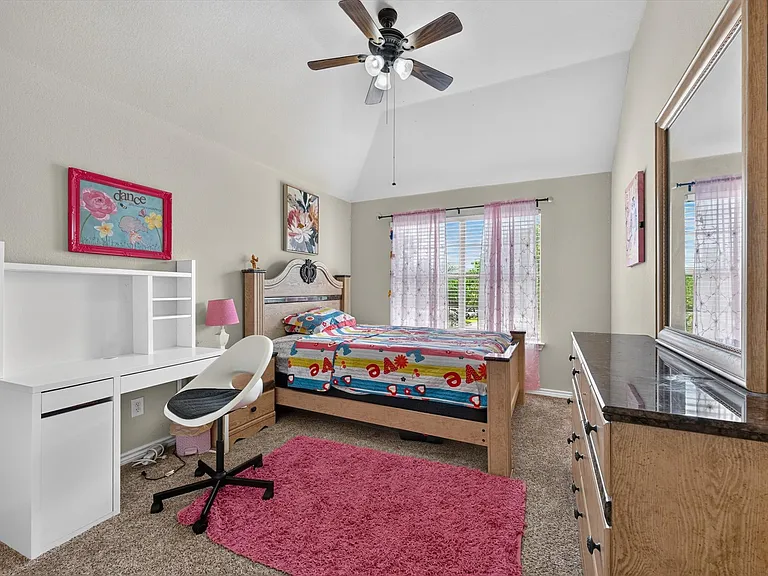358 Fairlanding Ave — Photo 16
