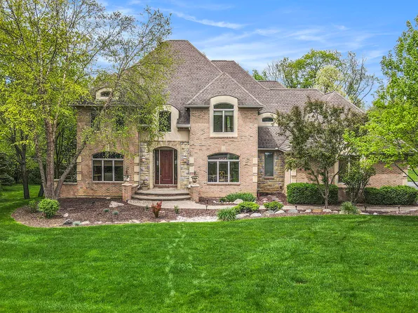 3233 Creston Cir, Superior Township, MI 48198